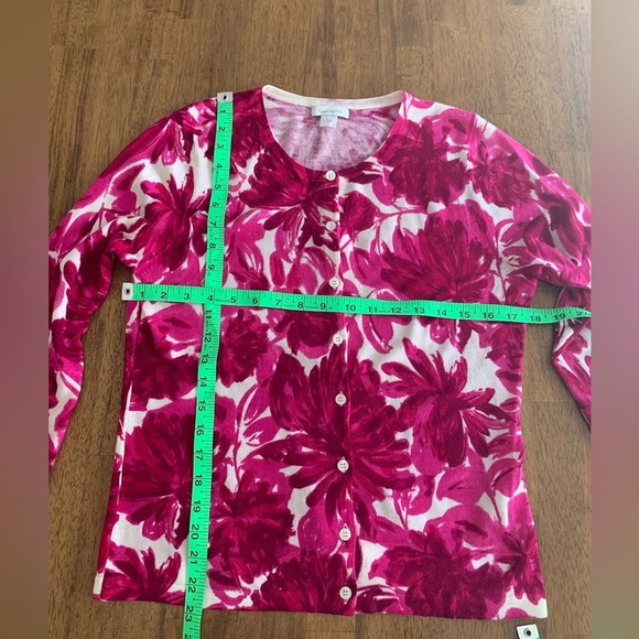 Garnet Hill Signature Merino Cardigan SZ M Fuchsia Magenta Abstract Floral - Picture 14 of 15